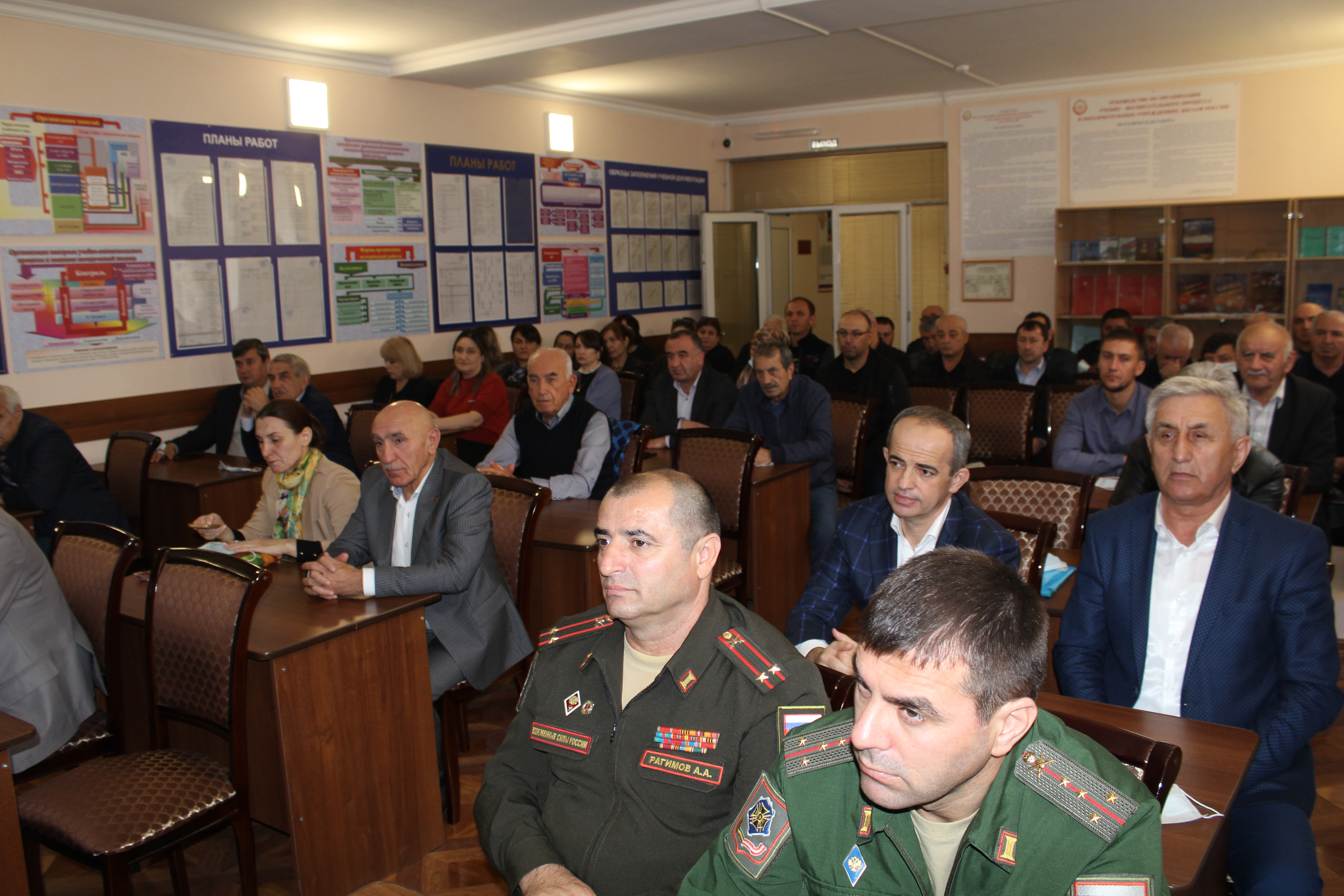 ПОДГОТОВКЕ ПРИЗЫВНИКОВ – ДОЛЖНОЕ ВНИМАНИЕ | Дагестанская жизнь